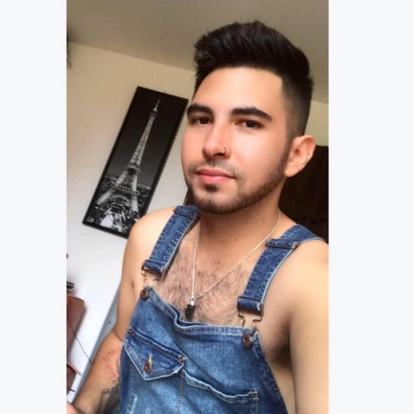 Meet your Posher, Edward - Picture 1 of 2